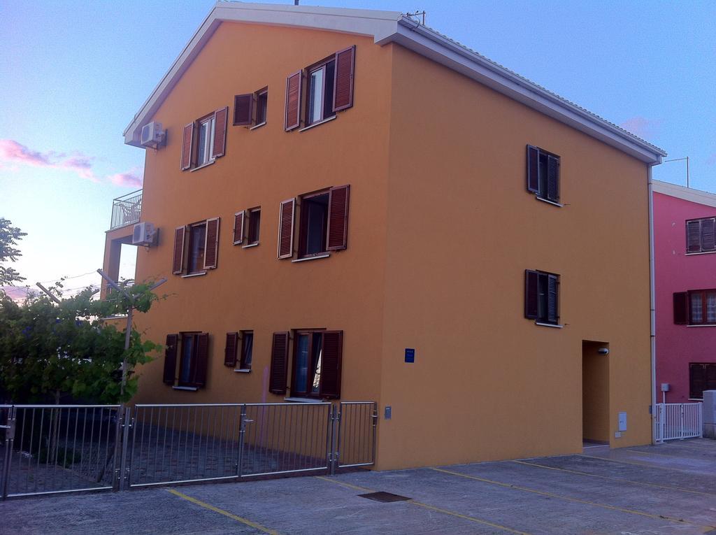 Appartement Leona & David *